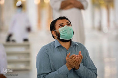 بازگشایی مسجد النبی(ص) بر روی نمازگزاران بعد از ۶۰روز ممنوعیت ورود و اقامه نماز