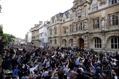 سرنگونی مجسمه استعمارگران در اعتراضات ضد نژادپرستی شهرهای مختلف آمریکا، اروپا و سایر نقاط جهان