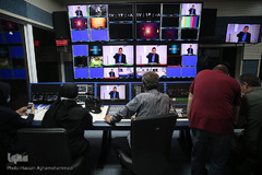 پشت صحنه برنامه تلویزیونی«ترنم»