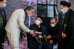 آیین "سلام بر محرم"، تعویض مرتفع ترین پرچم کشور