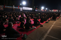 عزاداری شب تاسوعای حسینی هیات «ریحانة الحسین(ع)» با مداحی سیدمجید بنی فاطمه در پارک ارم تهران