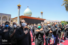 عزاداری ظهر عاشورا در حرم شاهچراغ(ع)