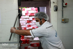 توزیع نذورات حسینیه اعظم زنجان