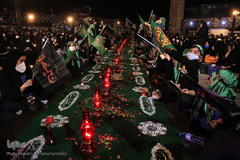 مراسم بزرگ‌ترین سفره نذری حضرت رقیه(س) در میدان آیینی امام حسین(ع)