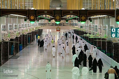 آغاز مراسم متفاوت حج عمره با حضور ۶۰۰۰هزار تن از اتباع سعودی پس از شیوع ویروس کرونا