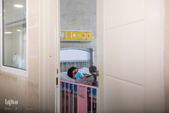 می‌دانم که روزهایی که بر من پرسرعت می‌گذرد، حتی تحمل گذشت دقایقش نیز برای تو سخت است، اما بدان که ما تو رها نخواهیم کرد و برای سلامتی‌ات همیشه دعا می‌کنیم.