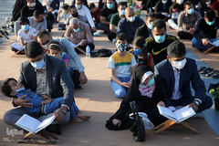 دومین محفل کاروان قرآنی انقلاب بر روی عرشه ناو بندر جمهوری اسلامی