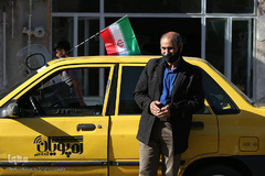 سبز و سفید و قرمز، پایدار و استوار