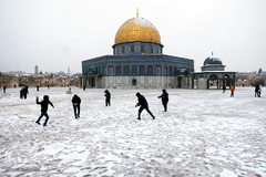 بارش کم سابقه برف در بیت المقدس