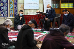 کرسی تلاوت قرآن در مسجد بنی‌هاشم تهران واقع در خیابان نامجو