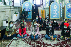 مراسم جشن تکلیف 42 دختر در امامزاده پنج تن لویزان