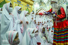 مراسم جشن تکلیف 42 دختر در امامزاده پنج تن لویزان