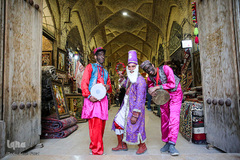 شیراز به استقبال بهار می رود