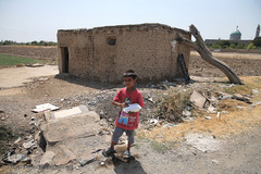 طبخ و توزیع ۲هزار پرس غذای گرم با شعار «من غدیری‌ام» میان خانواده‌های محروم و اقشار آسیب دیده از کرونا توسط مرکز خیریه نیکوکاری شهدای مدافع حرم