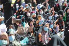 تحویل سال نو در شاهچراغ (ع)