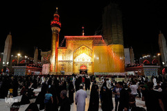 مراسم احیای شب قدر نوزدهم رمضان در حرم مطهر و نورانی مولای متقیان، حضرت علی(ع)