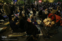 مراسم معنوی احیای شب قدر بیست و یکم ماه مبارک رمضان در میدان فلسطین