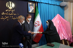 تجلیل از کاتبان ممتاز مصحف شریف ۱۸۰حزبی