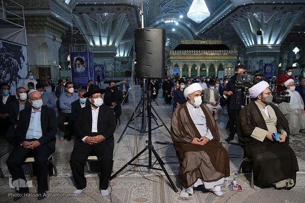 سمینار بین‌المللی «امام خمینی(ره) و دنیای معاصر» در حرم مطهر بنیانگذار جمهوری اسلامی ایران