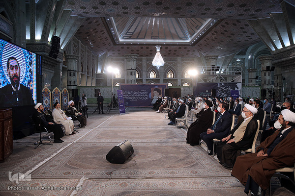 سمینار بین‌المللی «امام خمینی(ره) و دنیای معاصر» در حرم مطهر بنیانگذار جمهوری اسلامی ایران
