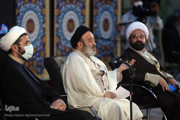 سمینار بین‌المللی «امام خمینی(ره) و دنیای معاصر» در حرم مطهر بنیانگذار جمهوری اسلامی ایران