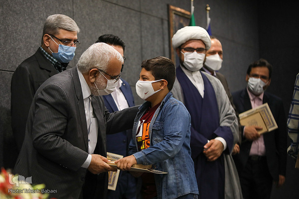 مراسم تجلیل از خادمان قرآنی تحت حمایت کمیته امداد