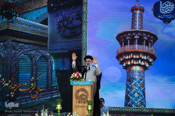 سخنرانی رییس‌جمهور منتخب در حرم مطهر رضوی