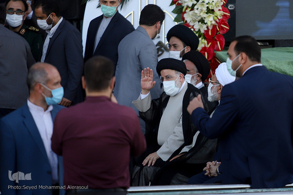 سخنرانی رییس‌جمهور منتخب در حرم مطهر رضوی