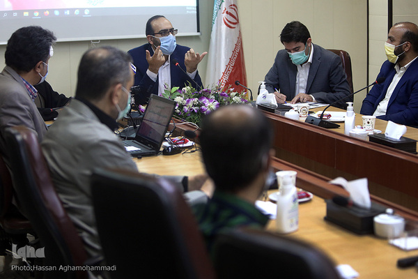 نشست نقد و بررسی اولین نمایشگاه مجازی قرآن کریم