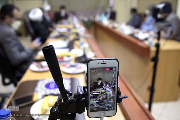 مراسم رونمایی از ویژه نامه ارتحال آیت‌الله محمدعلی تسخیری «طلایه‌دار وحدت»