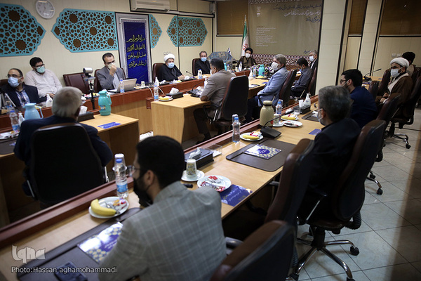 مراسم رونمایی از ویژه نامه ارتحال آیت‌الله محمدعلی تسخیری «طلایه‌دار وحدت»