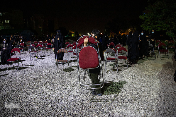 مراسم عزاداری شب چهارم محرم در محله زمزم