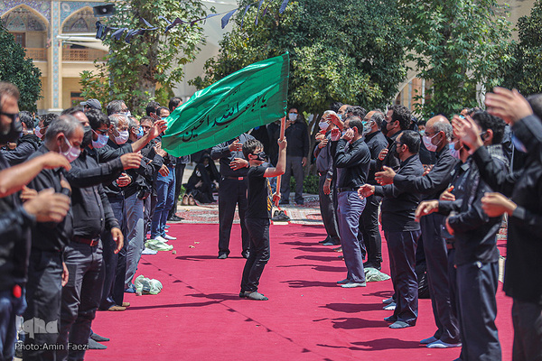 عزاداری روز تاسوعا در حرم مطهر شاهچراغ (ع)