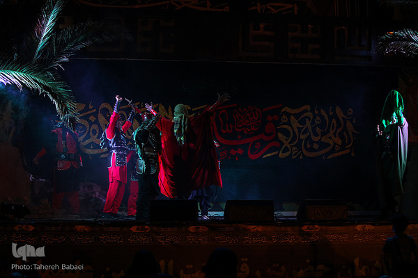 بزرگ‌ترین سفره نذری «حضرت رقیه (س)» در میدان امام حسین(ع)