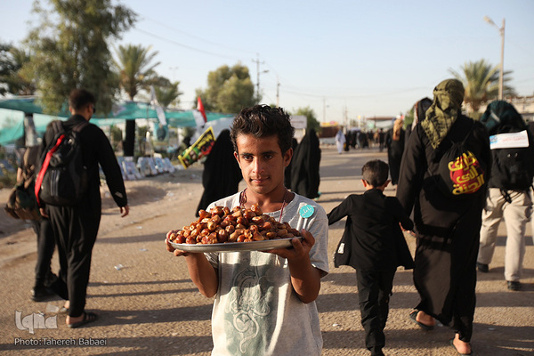 خادمین زائرین پیاده روی اربعین حسینی