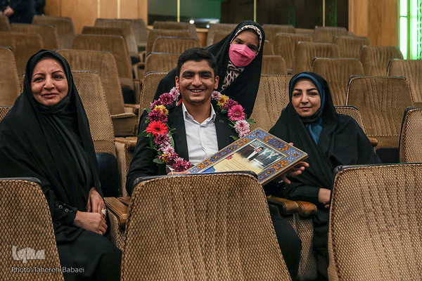 پانزدهمین آیین تجلیل از حافظان قرآن کریم