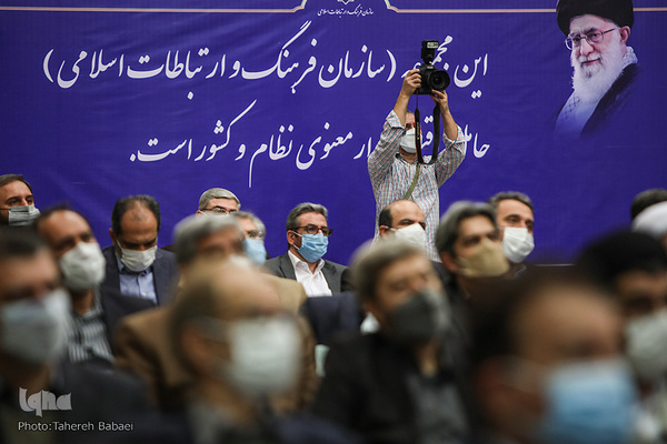 آیین تکریم و معارفه ابوذر ابراهیمی ترکمان و حجت‌الاسلام و المسلمین محمدمهدی ایمانی‌پور