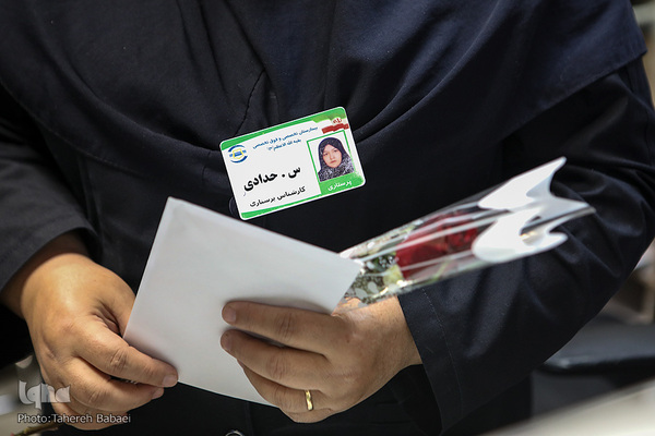 تجلیل و تکریم از مقام شامخ پرستاران و مدافعان سلامت به‌ویژه پرستاران نمونه قرآنی