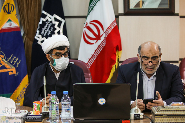 تجلیل و تکریم از مقام شامخ پرستاران و مدافعان سلامت به‌ویژه پرستاران نمونه قرآنی