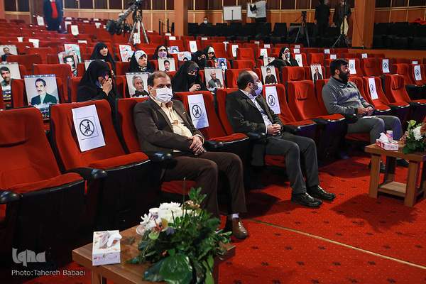 نشست صمیمی رئیس مرکز امور قرآنی سازمان اوقاف و امور خیریه با متسابقان