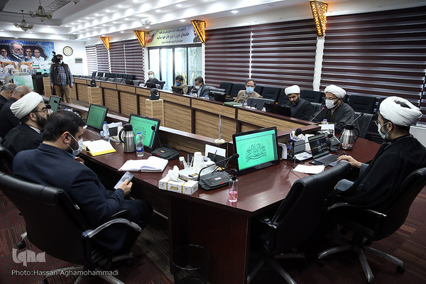 نشست شورای هماهنگی فعالیت‌های قرآن و عترت دانشگاه‌های کشور