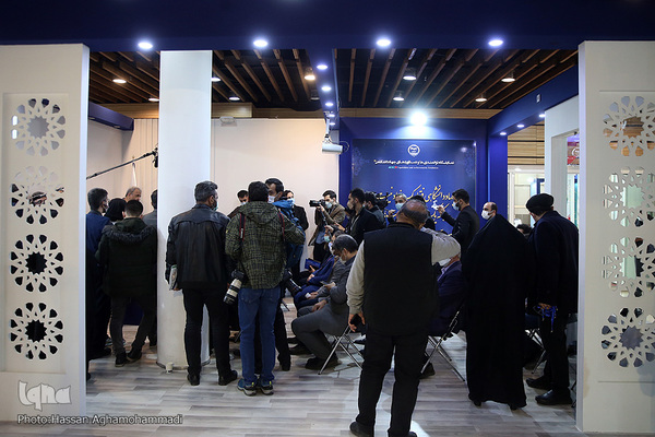 آئین رونمایی از کتاب «روایت یک رویش» گفتارهایی درباره زیست جهادی مرحوم سعید کاظمی آشتیانی، بنیانگذار پژوهشکده رویان جهاددانشگاهی