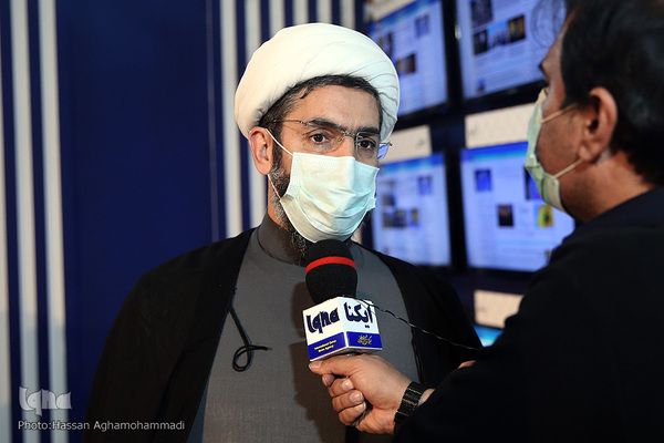 غرفه ایکنا در نمایشگاه دستاوردهای جهاددانشگاهی