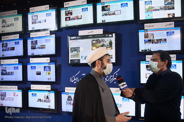 غرفه ایکنا در نمایشگاه دستاوردهای جهاددانشگاهی