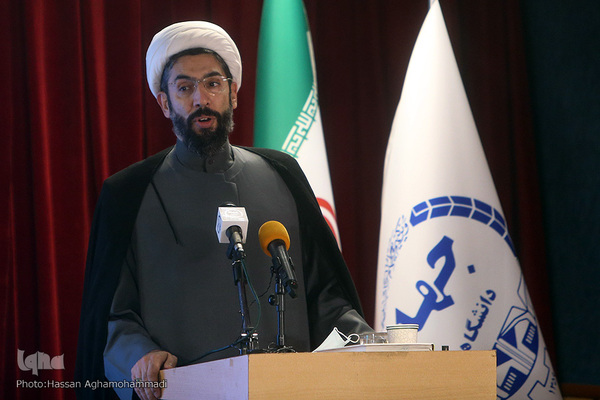 حجت‌الاسلام والمسلمین مصطفی رستمی، رئیس نهاد نمایندگی مقام معظم رهبری در دانشگاه‌ها