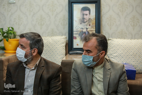 دیدار جامعه قرآنی با خانواده شهید وحید زمانی‌نیا