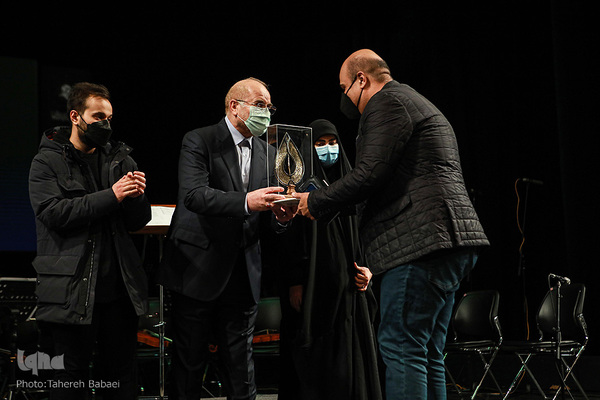 همایش موسیقایی «مقام حماسه» اجرای ارکستری موسیقی به یاد شهید سلیمانی