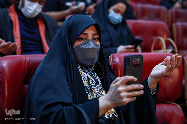 مراسم بزرگداشت شهدای مدافع حرم در برج میلاد