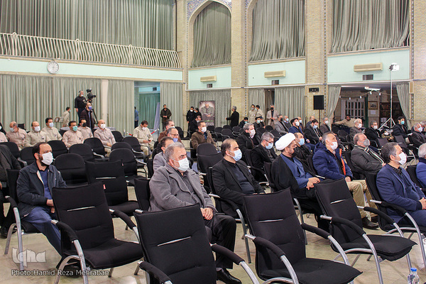 محفل انس باقرآن و شهدا