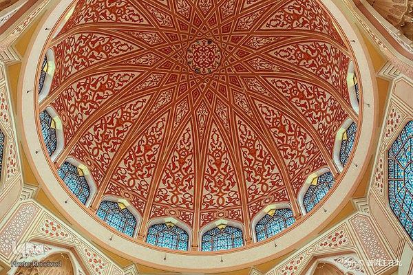 مسجد صورتی مالزی